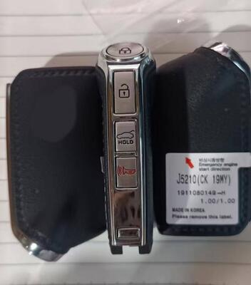 Качественный  New OEM KIA Smart Keys PN: 95440-J5210  For 2019-2020 Kia Stinger GT  4-Button 
 Фабрика